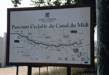 Hinweisschild am Canal-du-Midi für Radler
