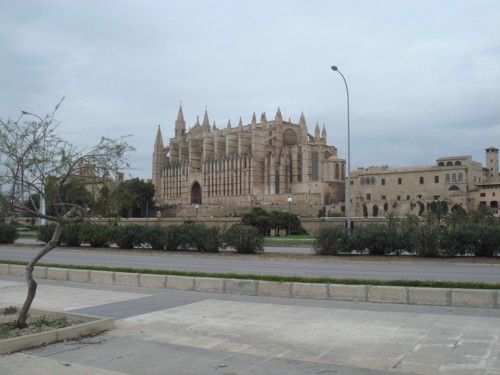 Mallorca vom Blick vom Radweg zur Kathedrale