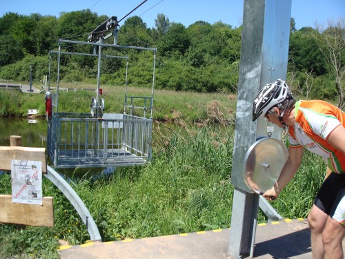 Fahrradseilbahn an der Lahn