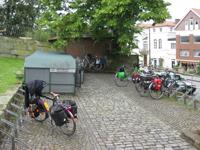 Fahrradparkplaetze am Schloss Bad Bendheim