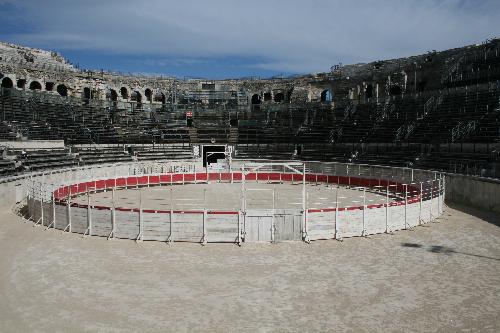 Arena von Nimes. mit Blick in den Innenbereich