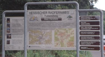 Informationstafel zum Fuldaradweg in Hessen